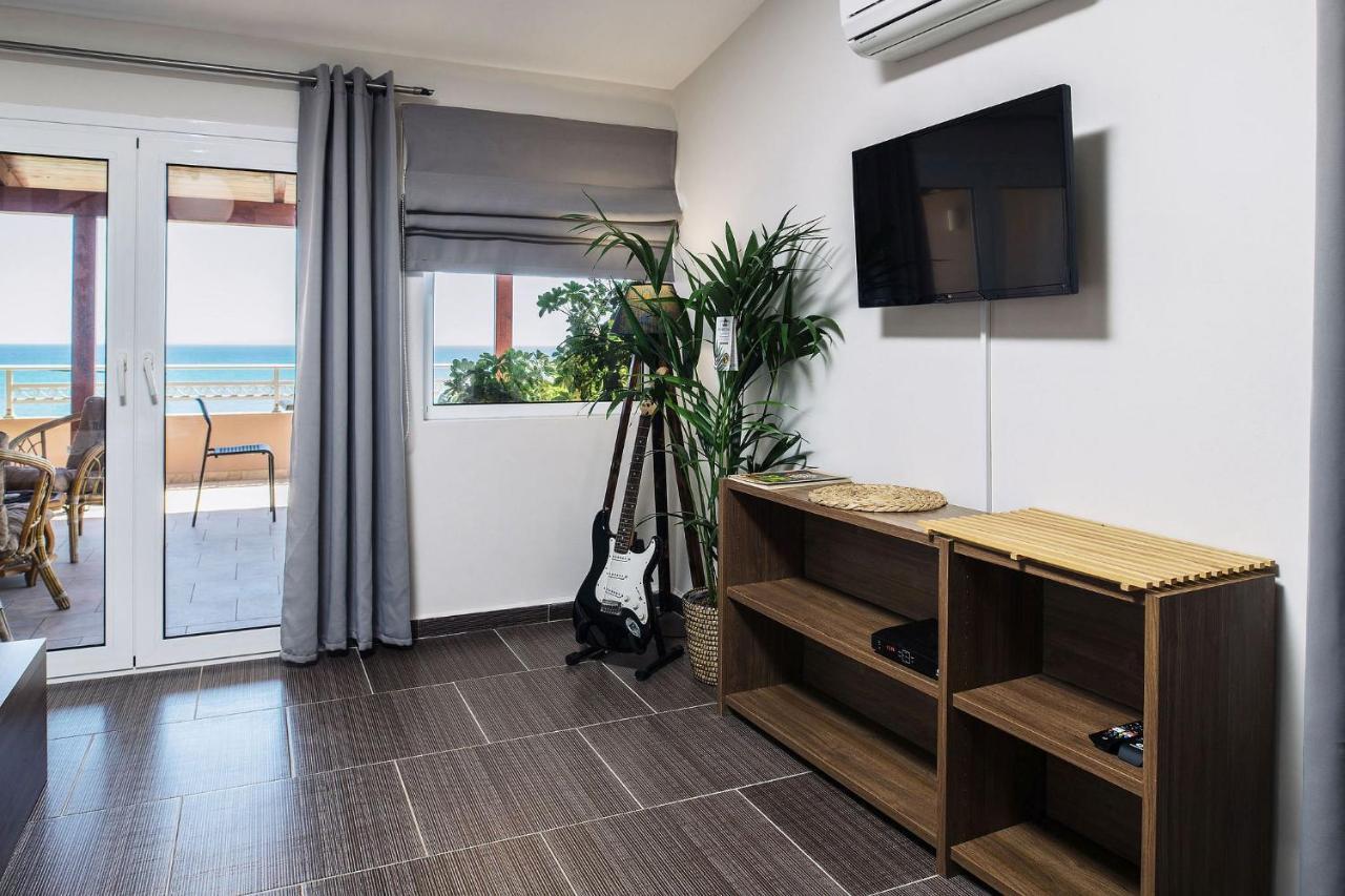 Level 3 Sea View Studio Планос Екстер'єр фото